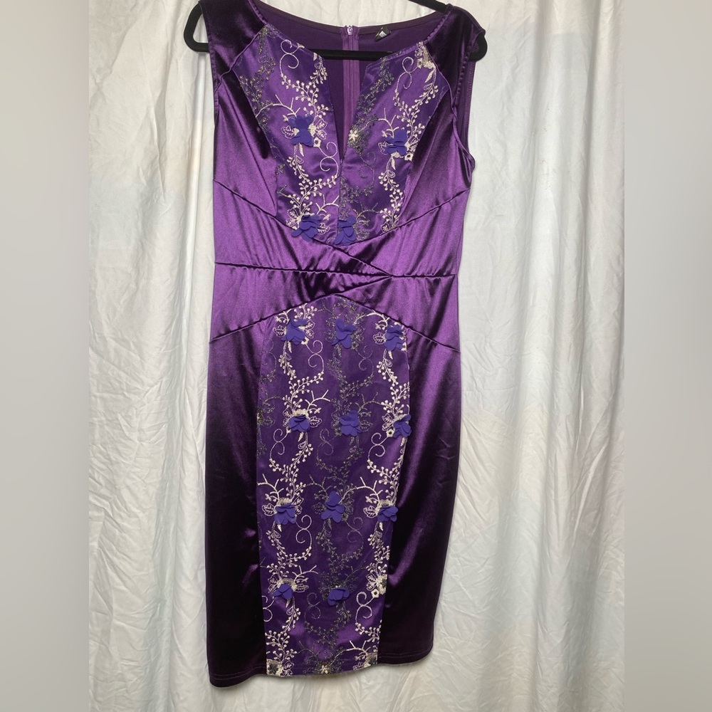 Stunning tank style Dress - Picture 4 of 4